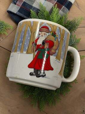 Vintage 1990 Grant Howard Old World Santa Mug Snowy Forest Christmas Coffee Cup